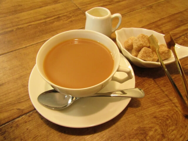 イギリスと言えばやっぱり紅茶 イギリス流紅茶の飲み方 Lovely Sunny